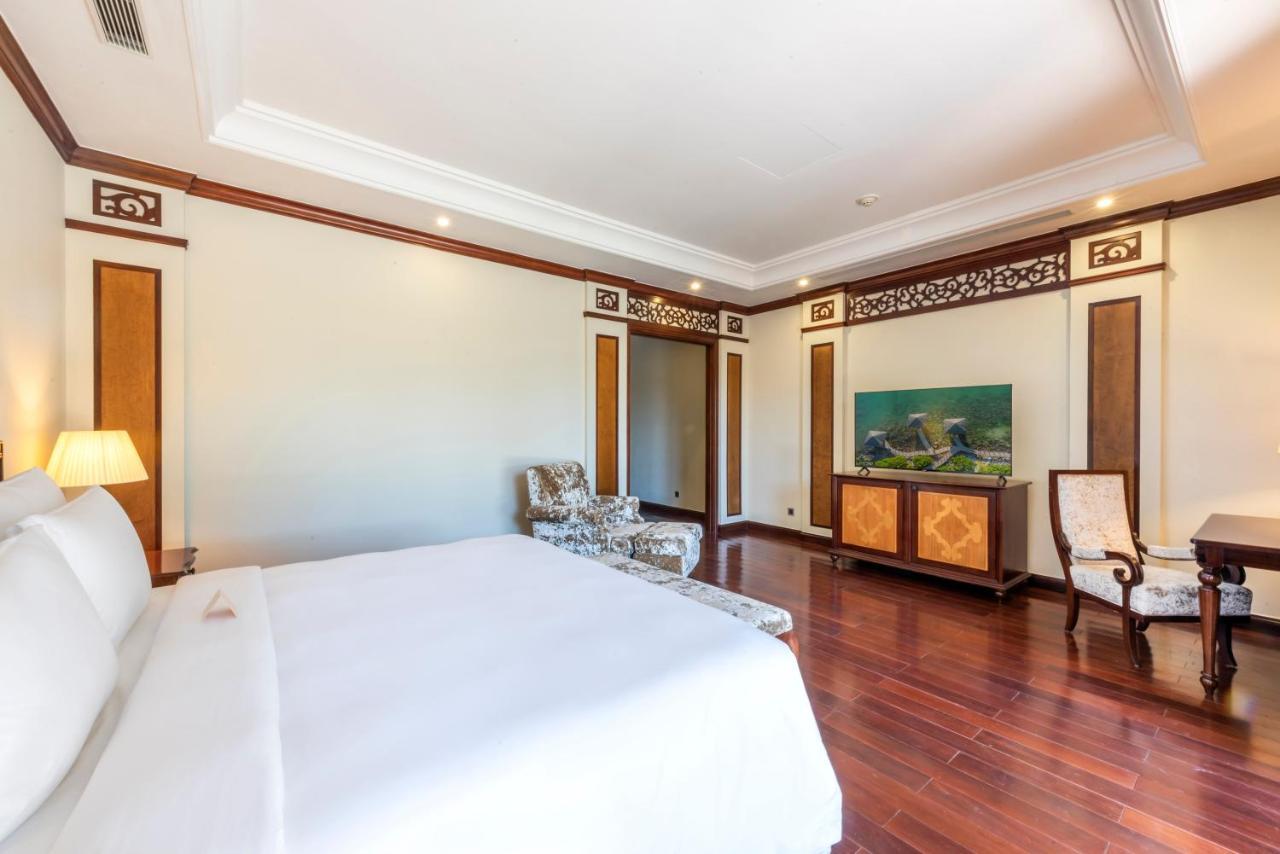 Hotel Vinpearl Luxury Nha Trang Extérieur photo