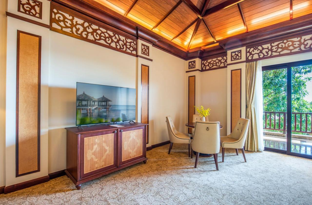 Hotel Vinpearl Luxury Nha Trang Extérieur photo