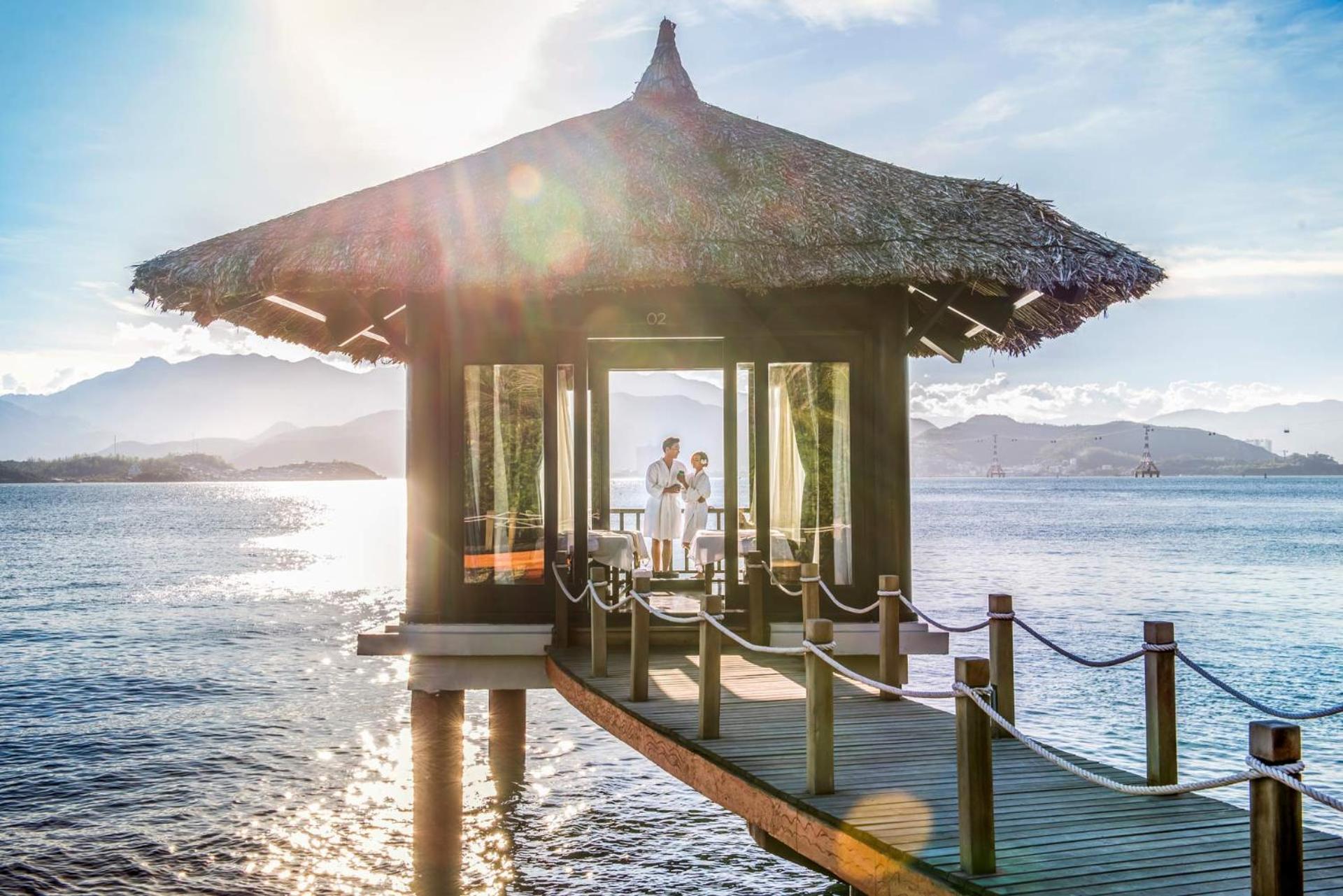 Hotel Vinpearl Luxury Nha Trang Extérieur photo
